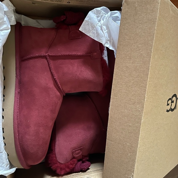 Sold Ugg boots - Picture 2 of 5